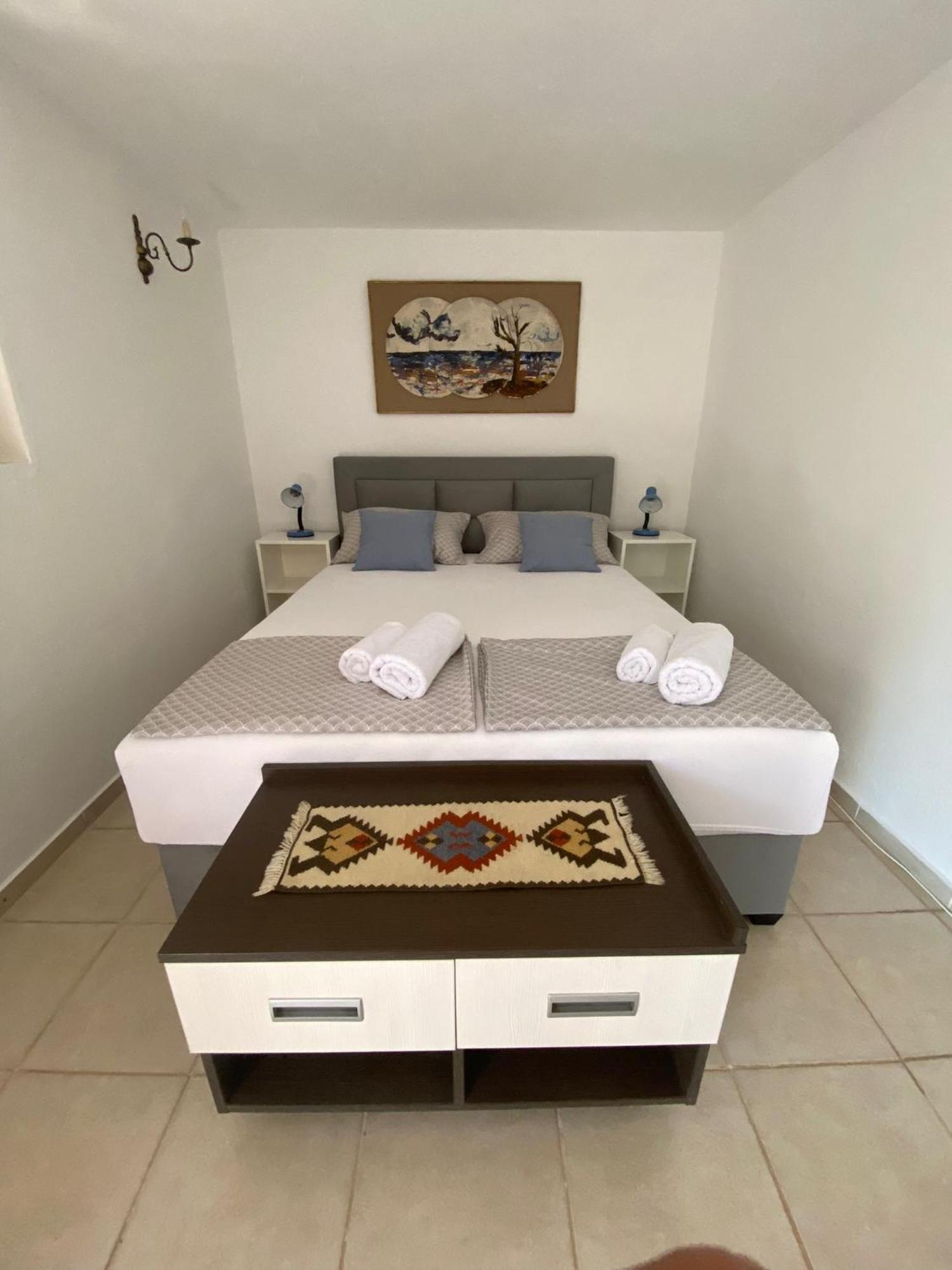 Apartmani Anka Gornji Karin Exterior photo