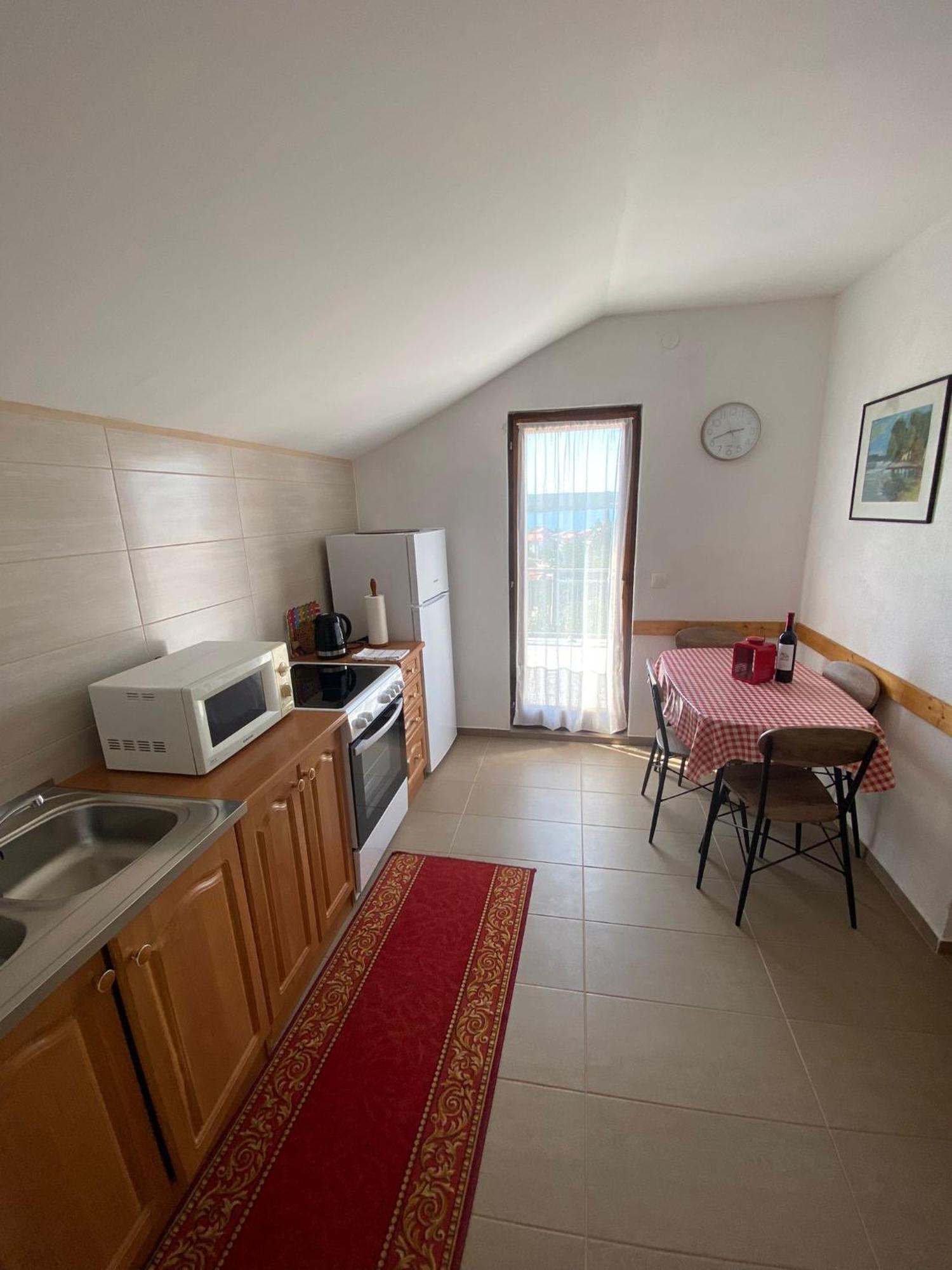 Apartmani Anka Gornji Karin Exterior photo